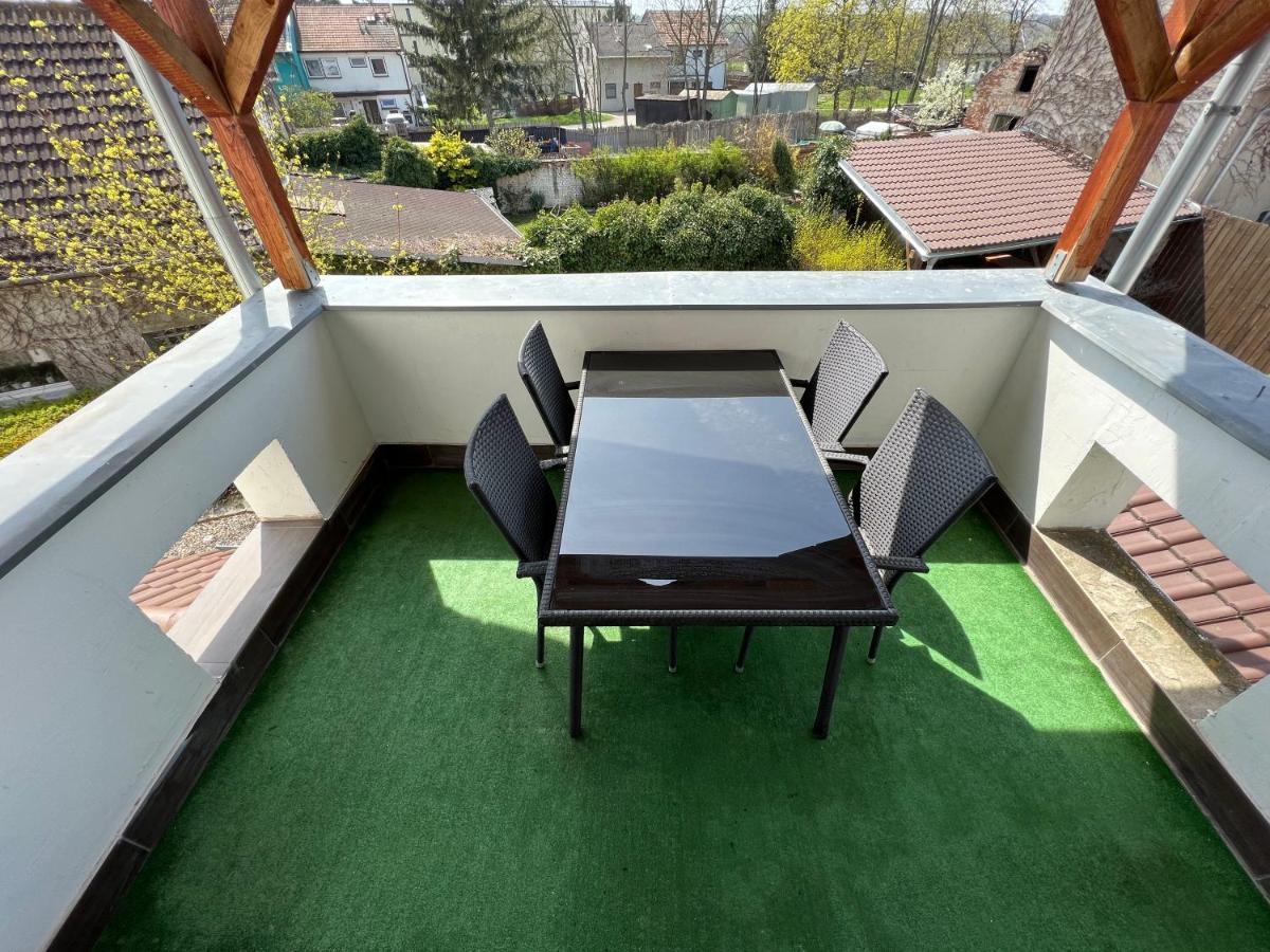 Strupcice Apartment Dominika מראה חיצוני תמונה