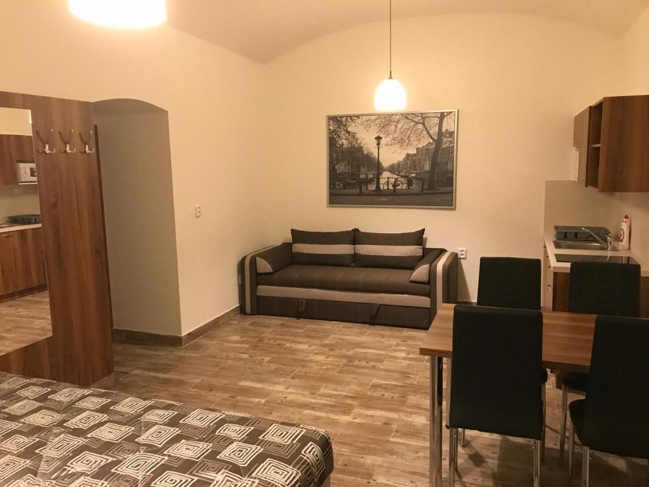 Strupcice Apartment Dominika מראה חיצוני תמונה