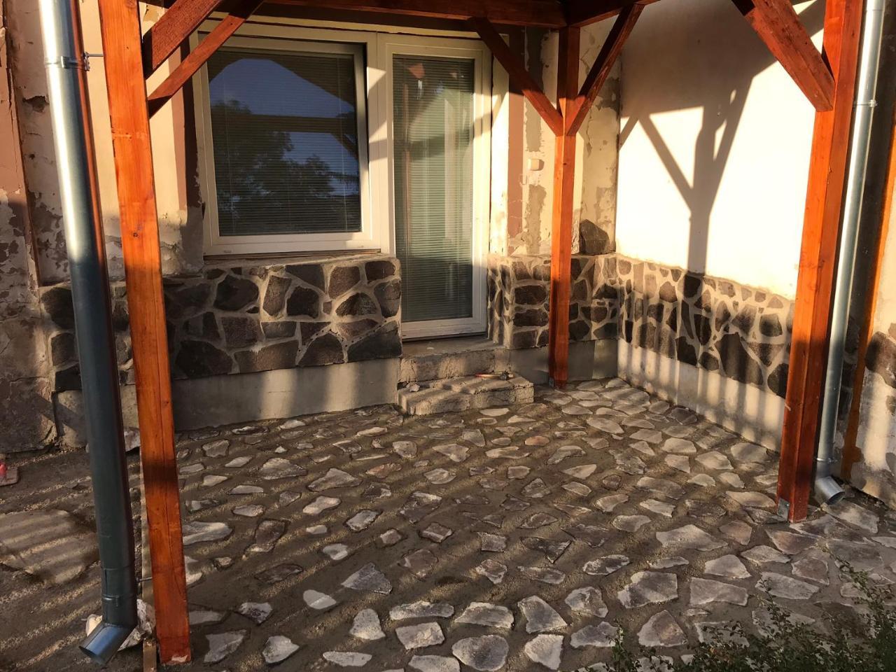 Strupcice Apartment Dominika מראה חיצוני תמונה
