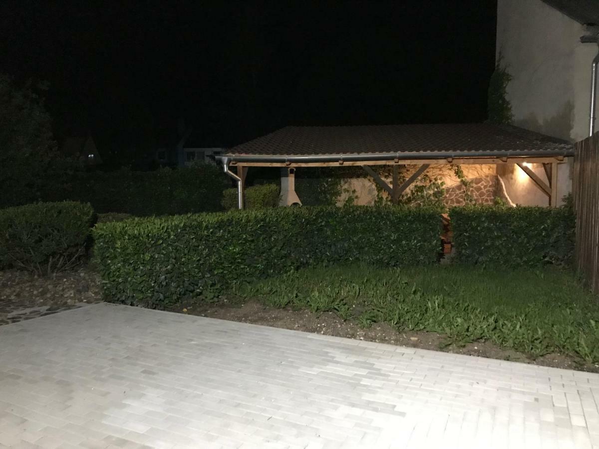 Strupcice Apartment Dominika מראה חיצוני תמונה